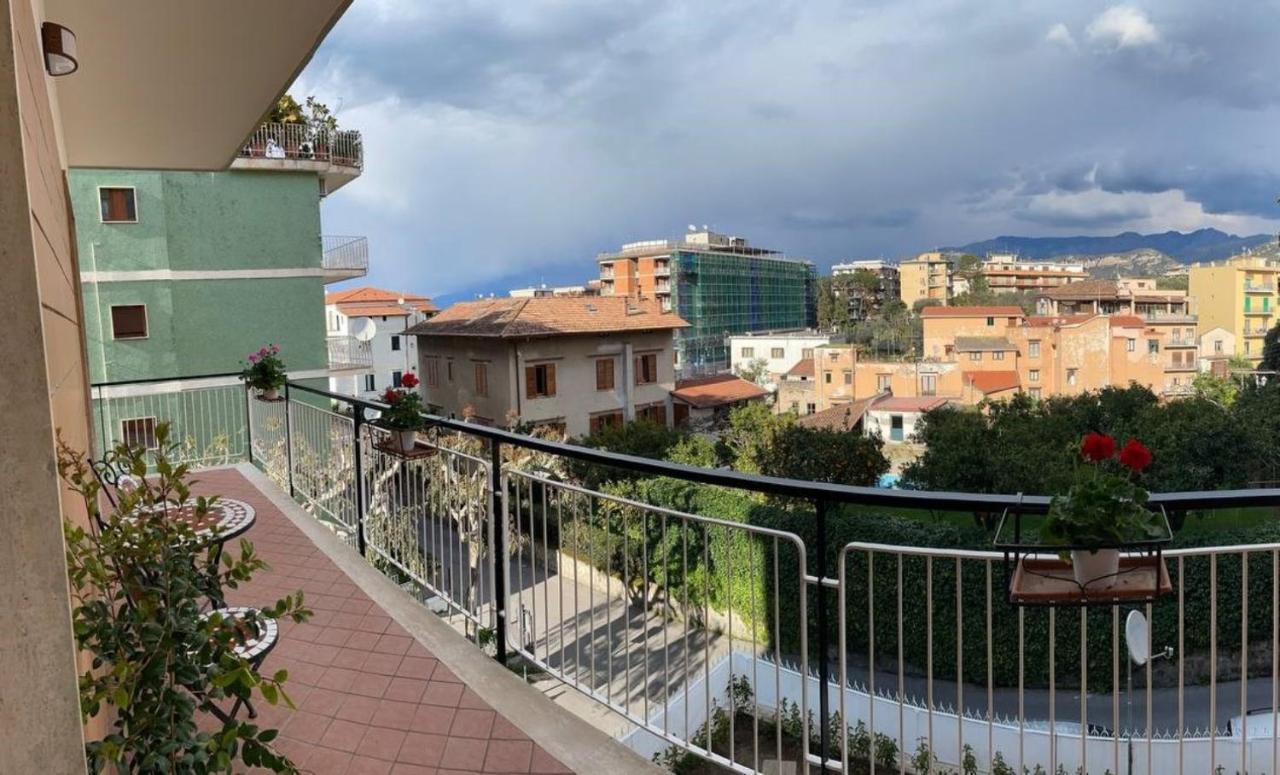 A Casa E' Mamma Apartment *