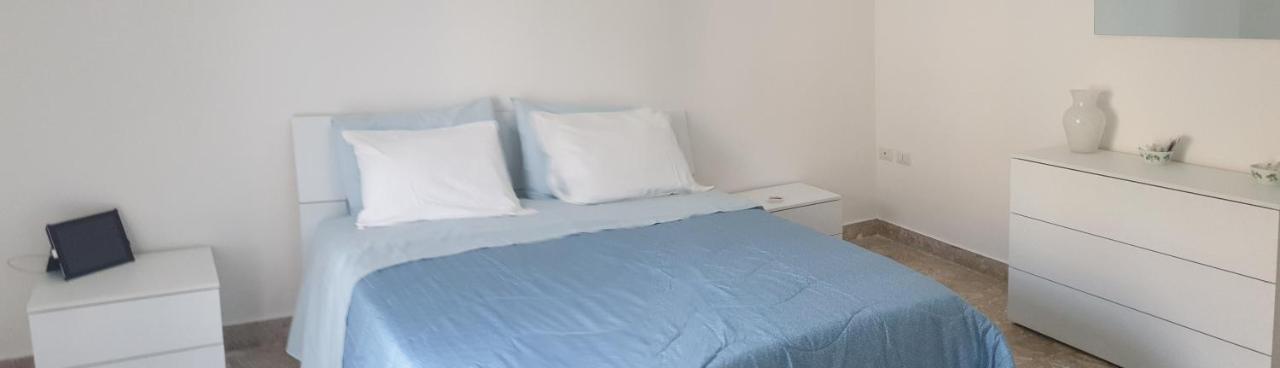 Grimaldi Guest