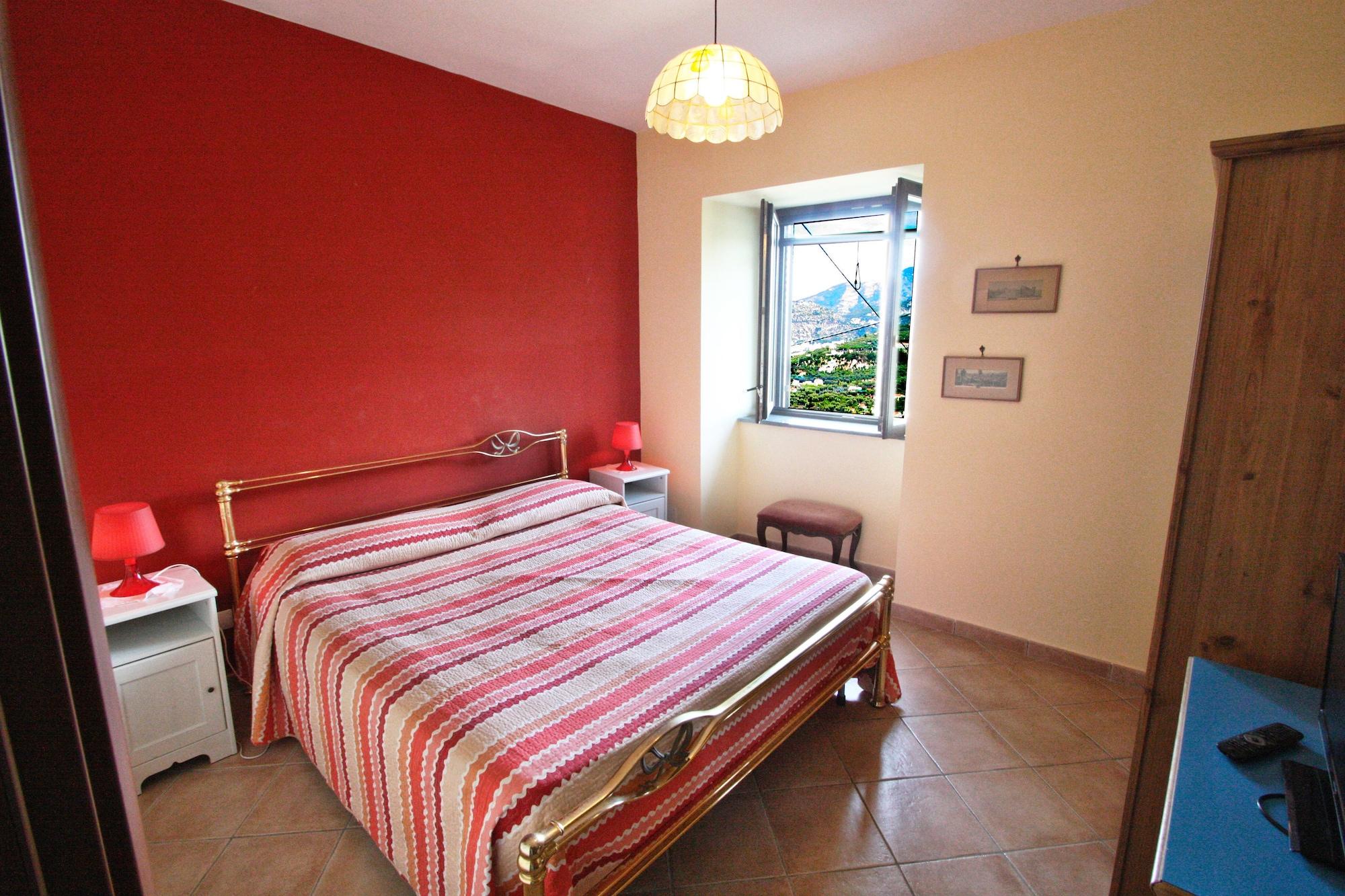 Guest house Casarufolo Paradise
