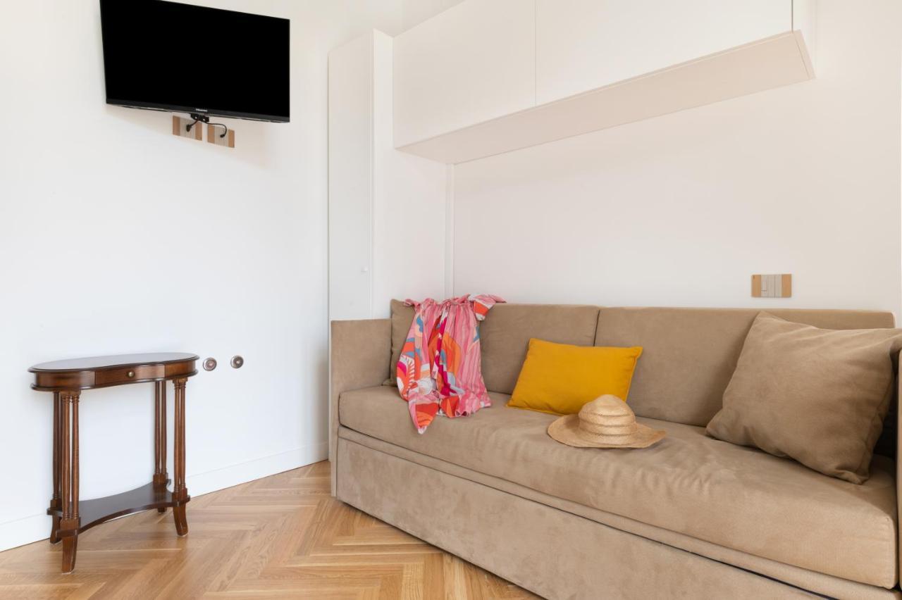 - Posizione Unica Nella Piazza Principale Apartment