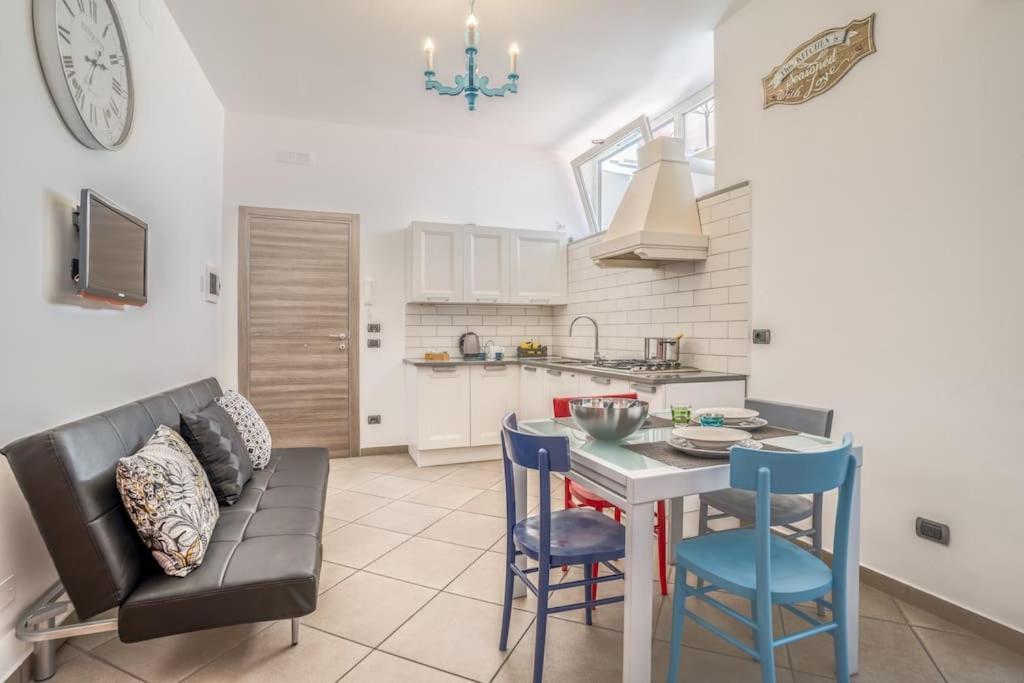 Sorrentovibes - Two Bedrooms In Center With Terrace * Sorrento