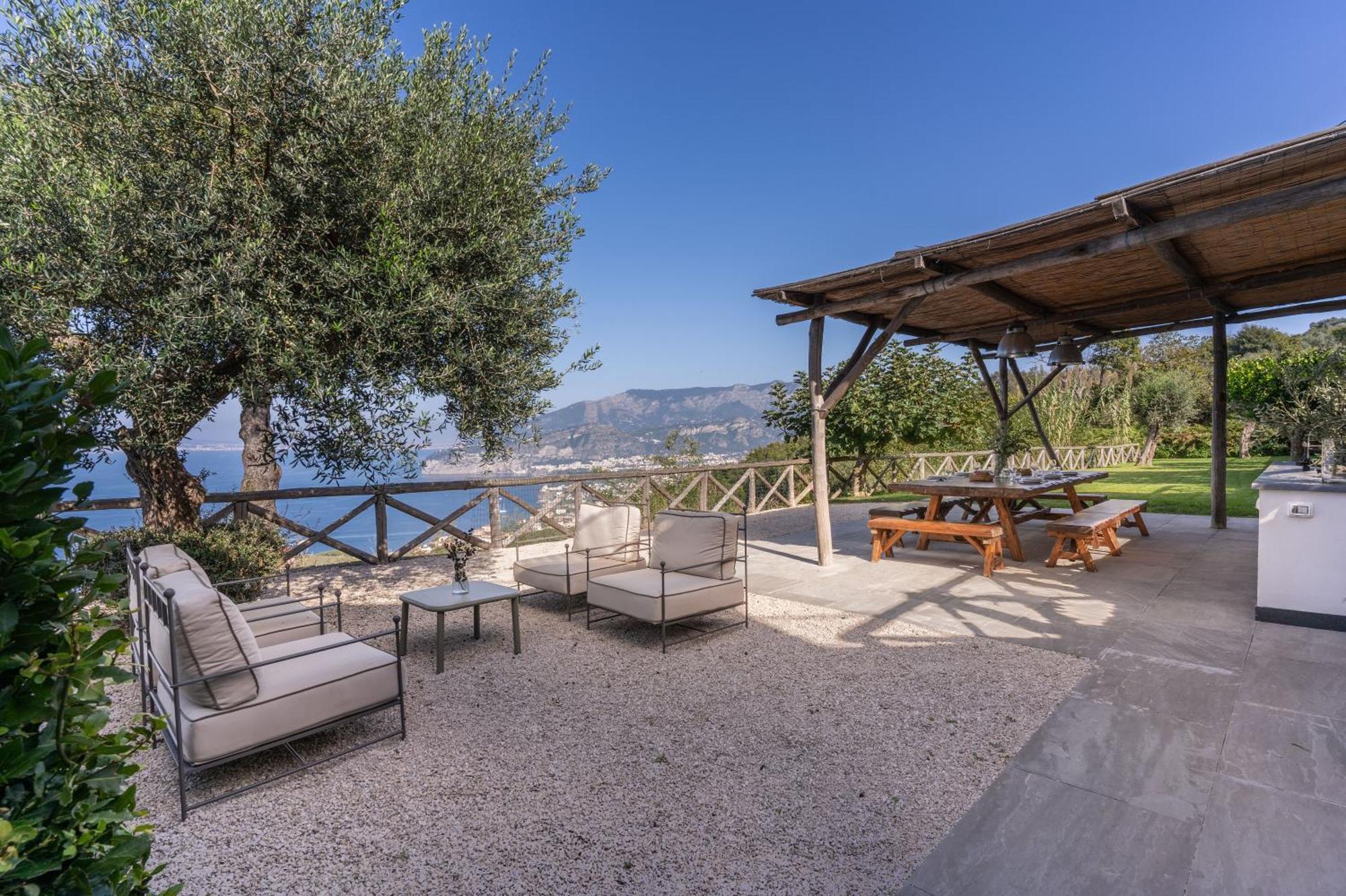 Giulia Amazing With Pool, Patio, Bbq&sea Views Villa Sorrento