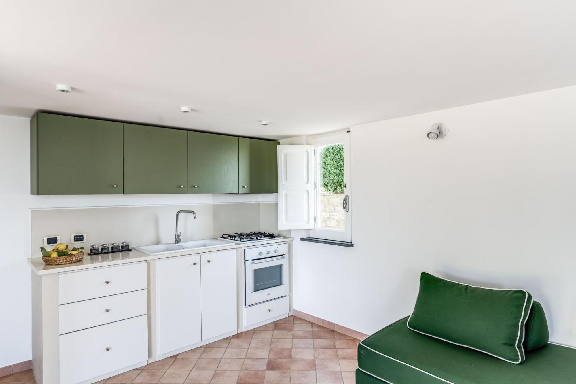 Giulia Amazing With Pool, Patio, Bbq&sea Views Villa
