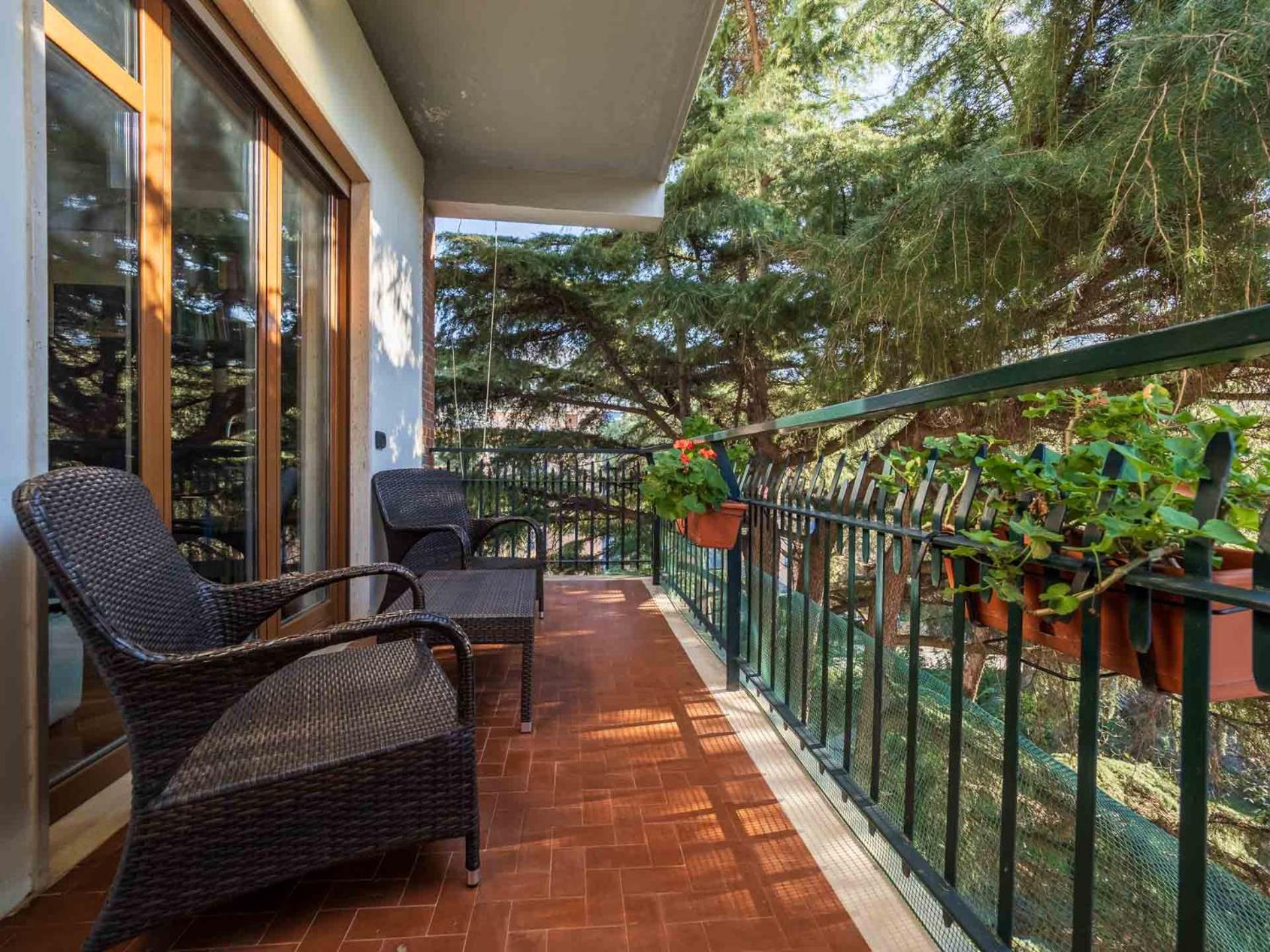 Pine House Apartment *