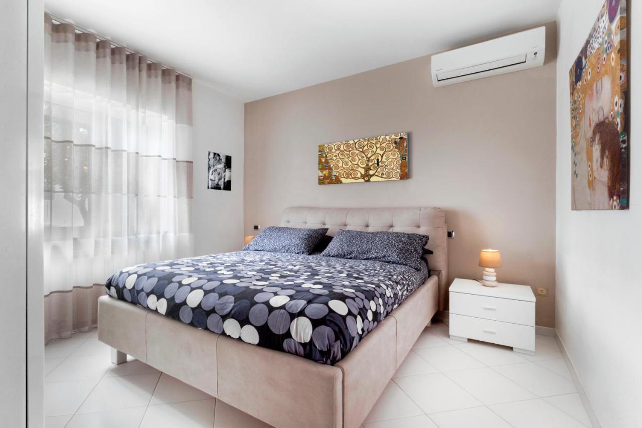 G&g Apartment *