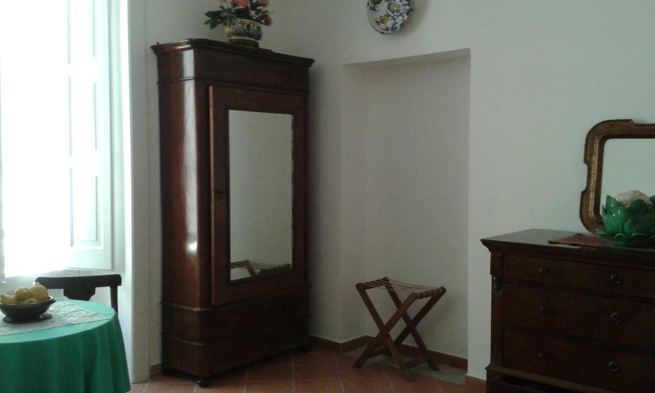 Giga 5 Acomodação com café da manhã  *
