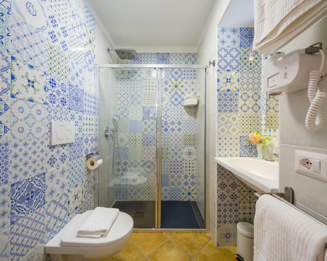 Fuoro 10 Apartamento *
