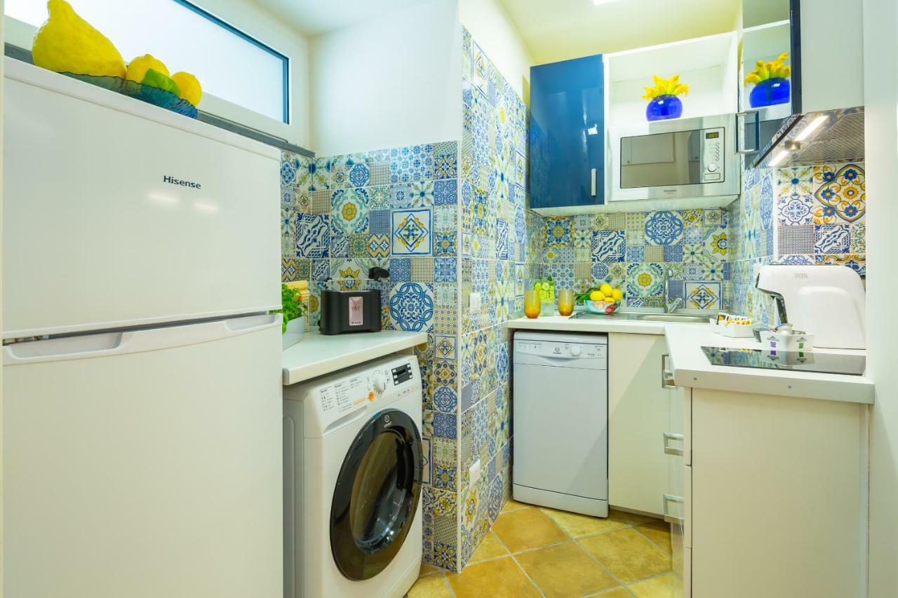 Fuoro 10 Apartamento *