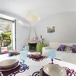 Dreaming Sorrento Suites