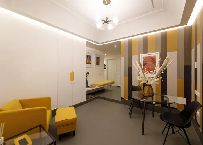 Akyra Suites