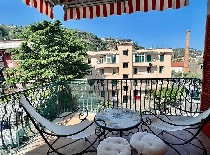 Short-Lets D33, Part Of The House Is Available For Short-Term Rentals In Sorrento Center