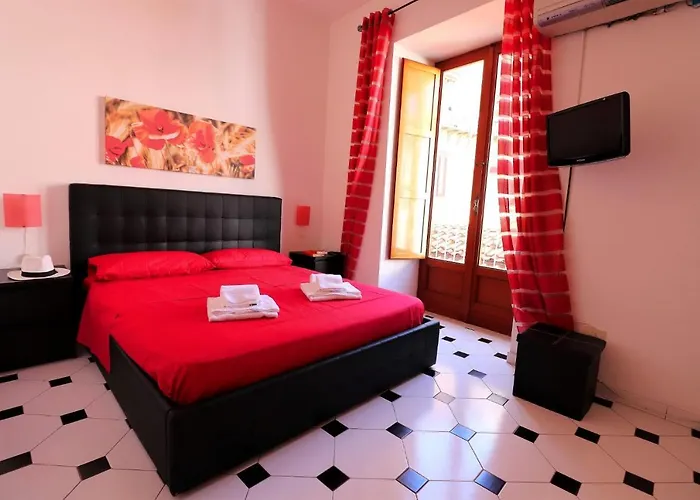 Estate4Home - Sorrento Hearts