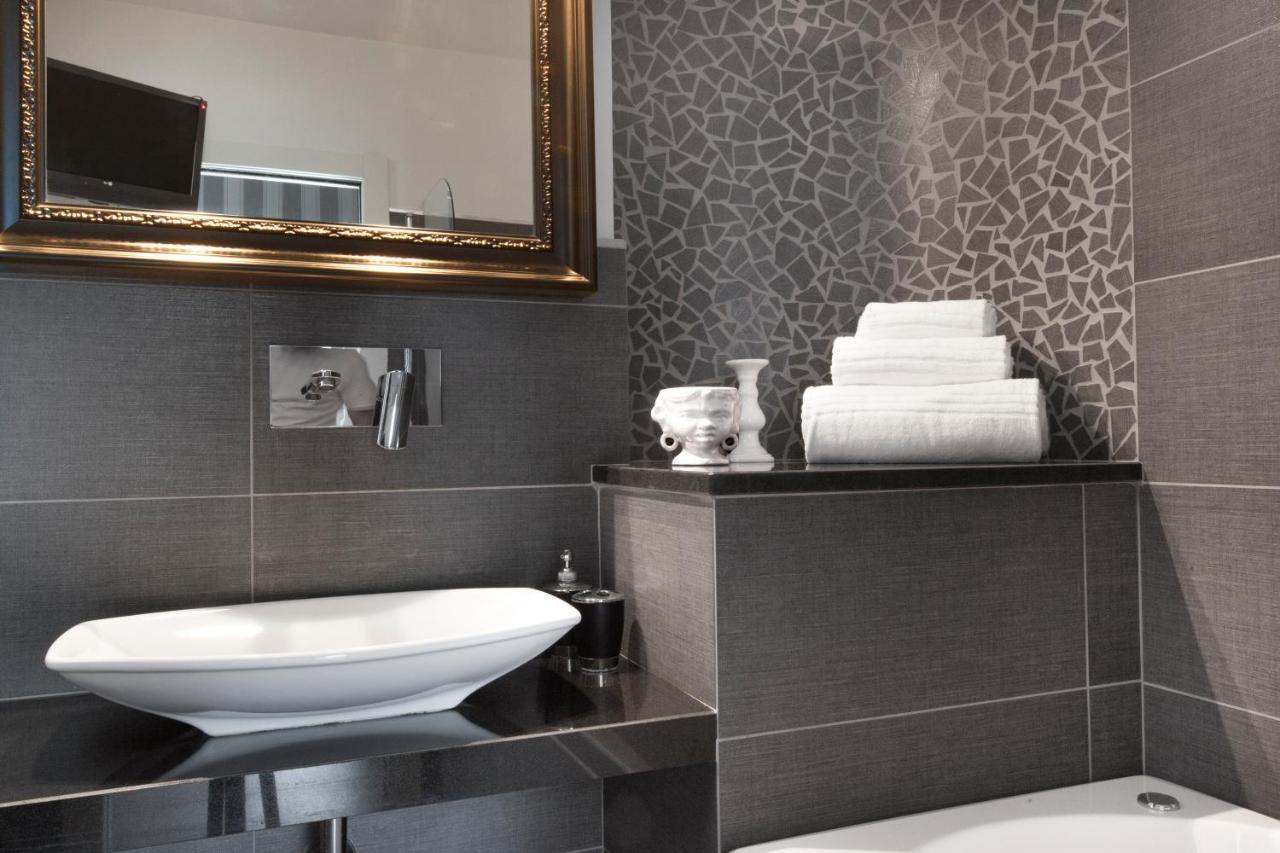 Madame Cocò Luxury And Pool Appartamento *