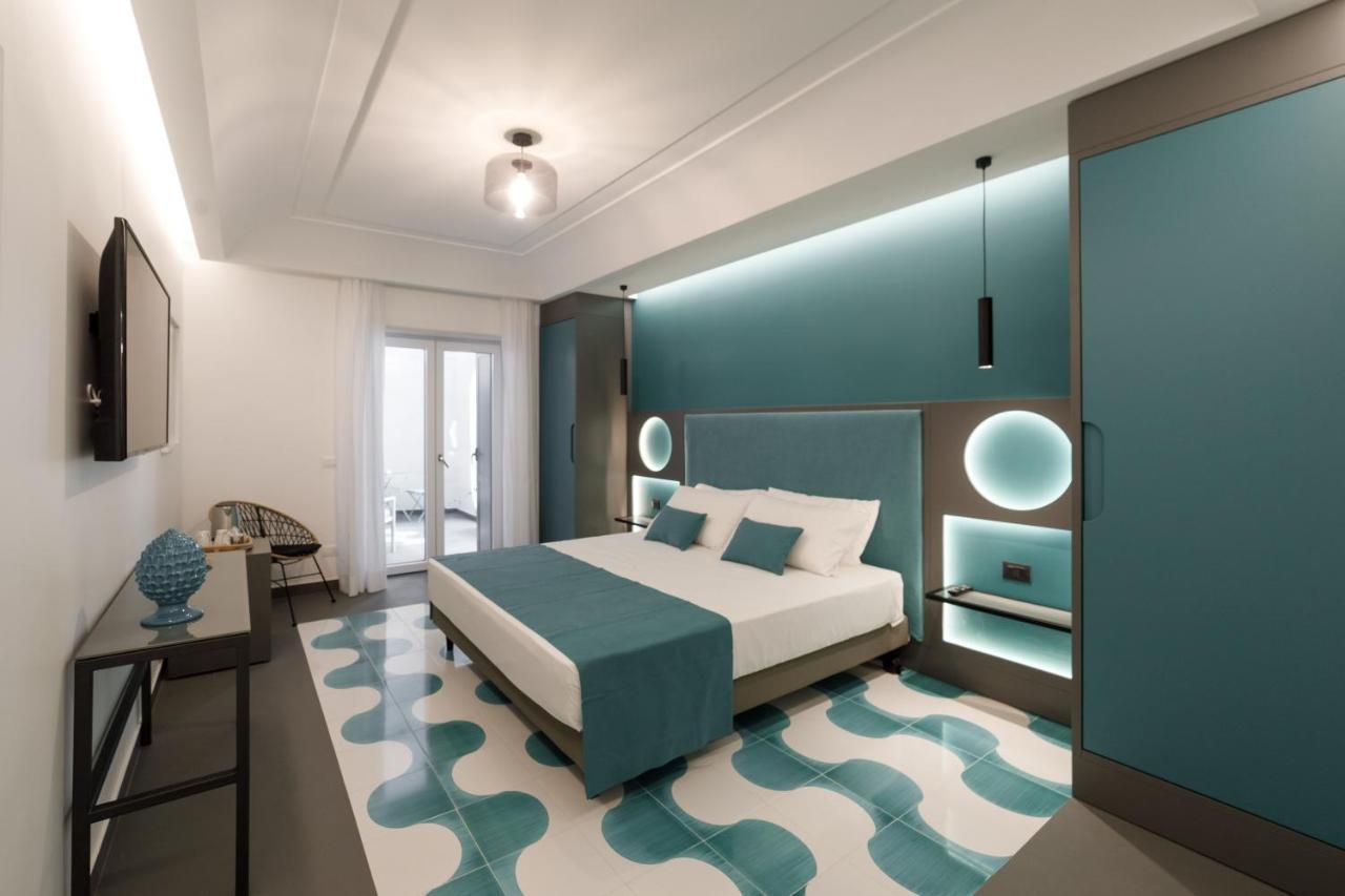 Akyra Bed & Breakfast *