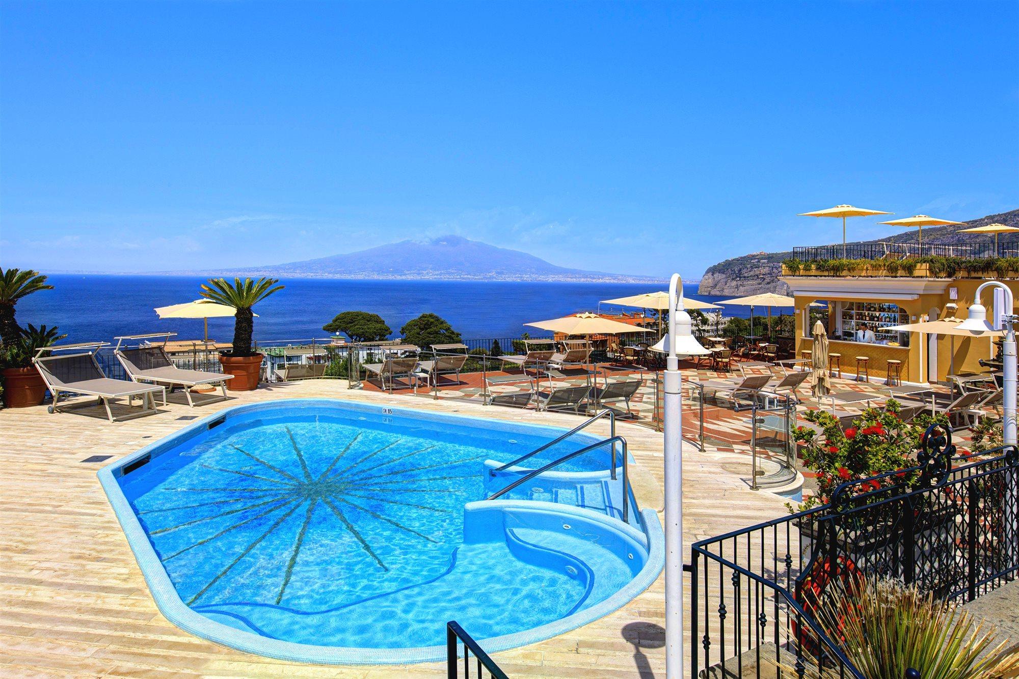 Hotel Grand De La 4*