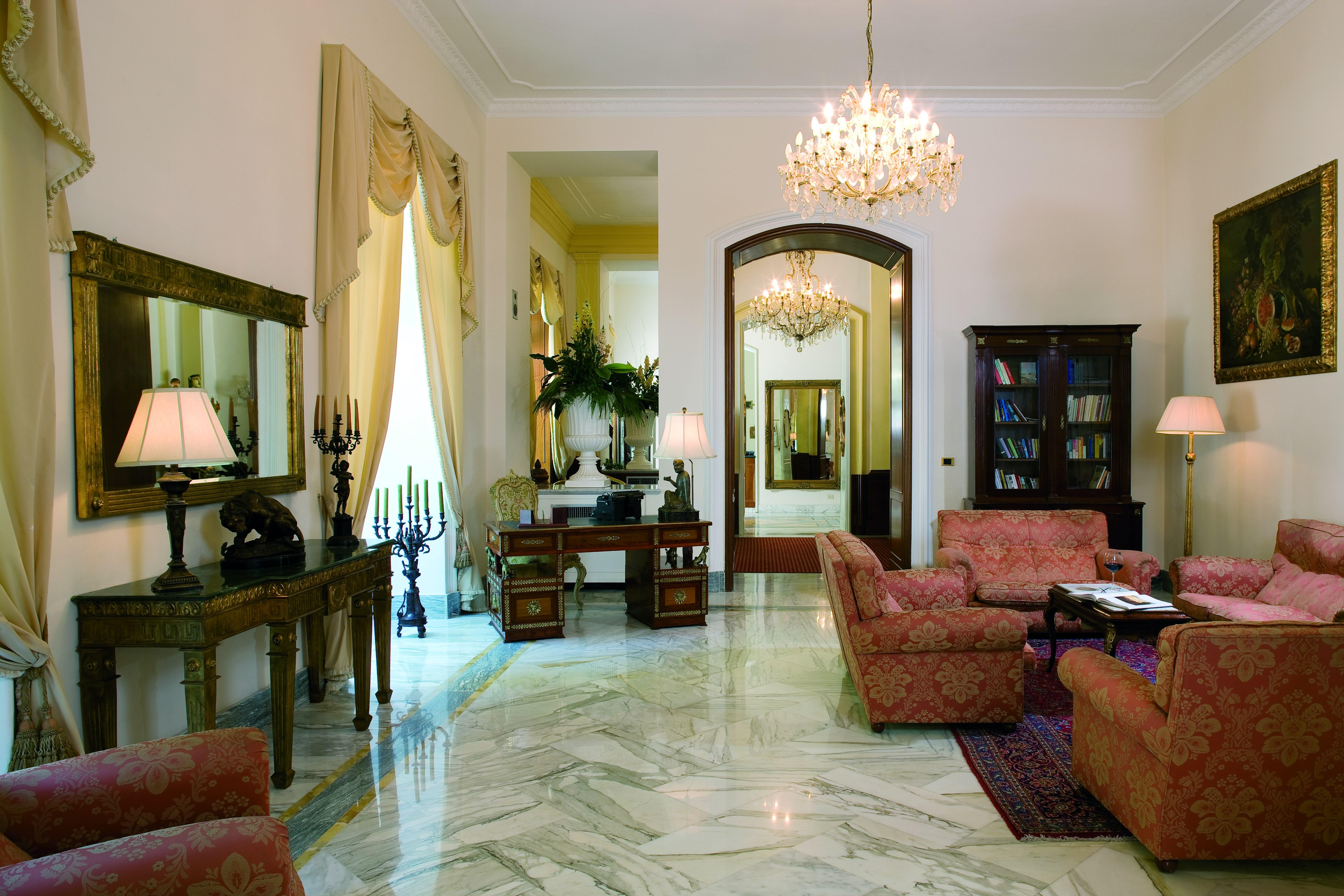 Grand Europa Palace Hotel