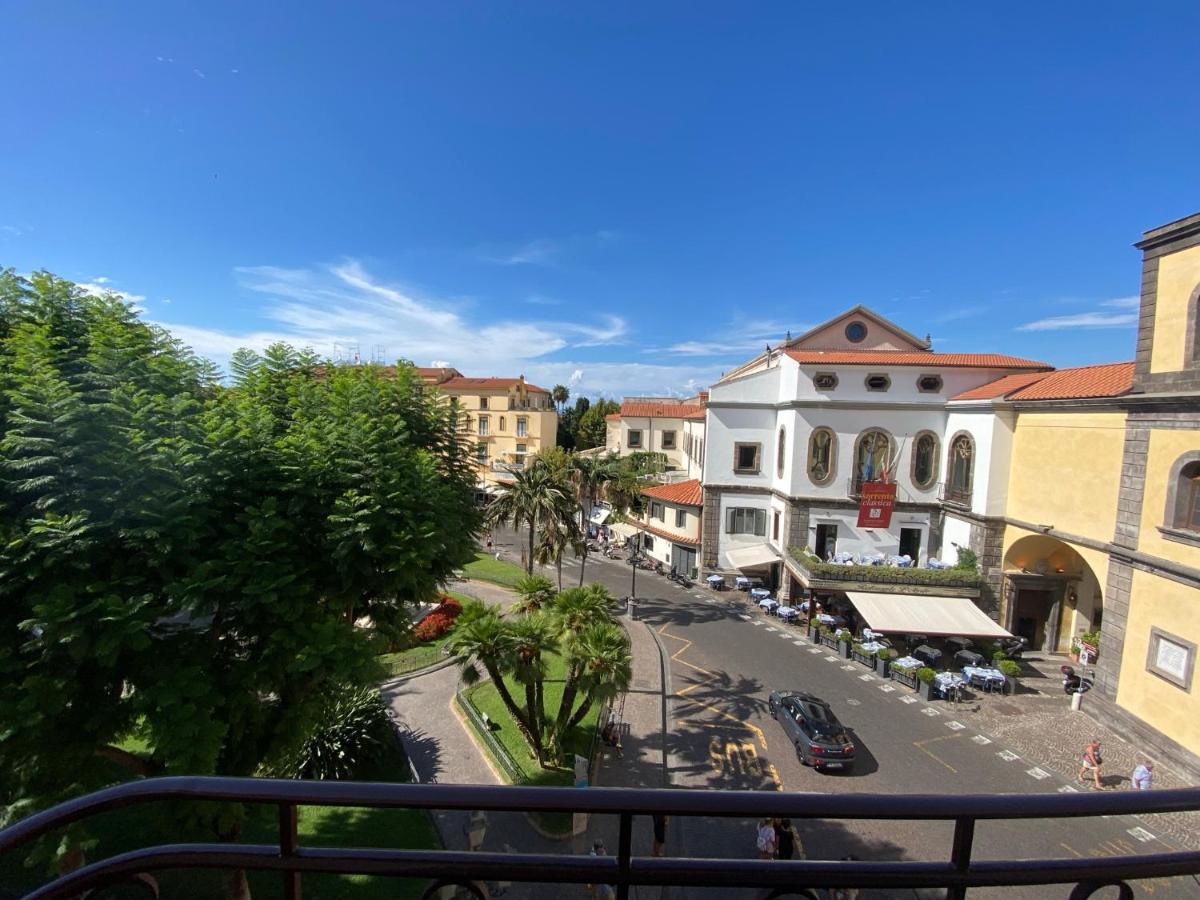 Grata Hospes - Boutique House - Rooftop Deck - Bbq Apartment Sorrento