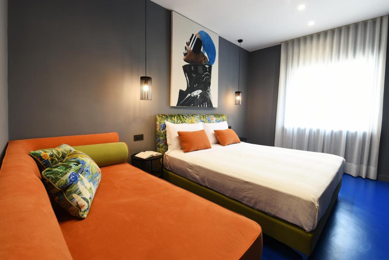 Deluxe Guest house *