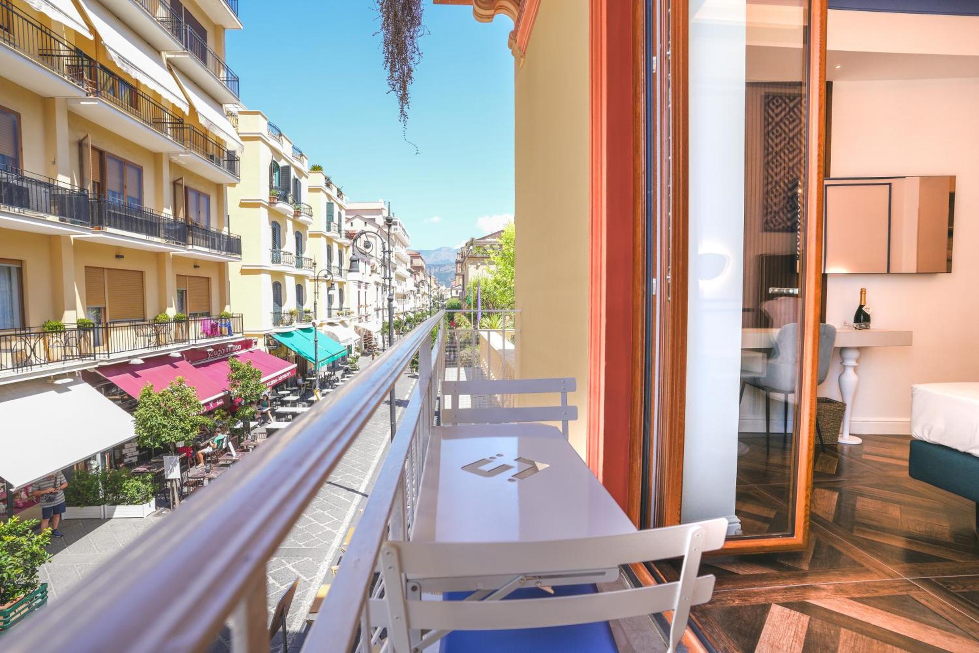 Cafe Latino Guest house