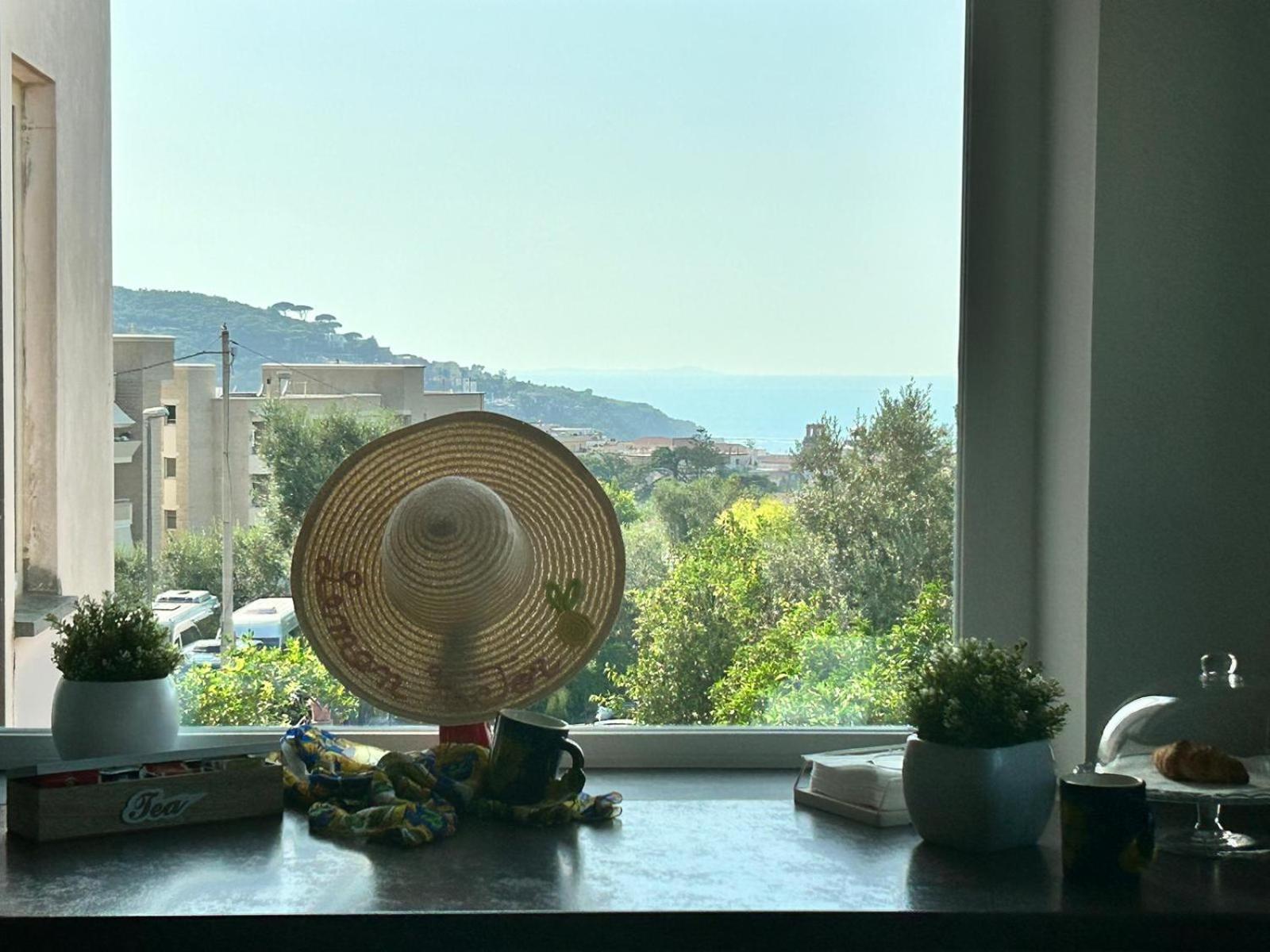Bed & Breakfast Lemon Factor 3*