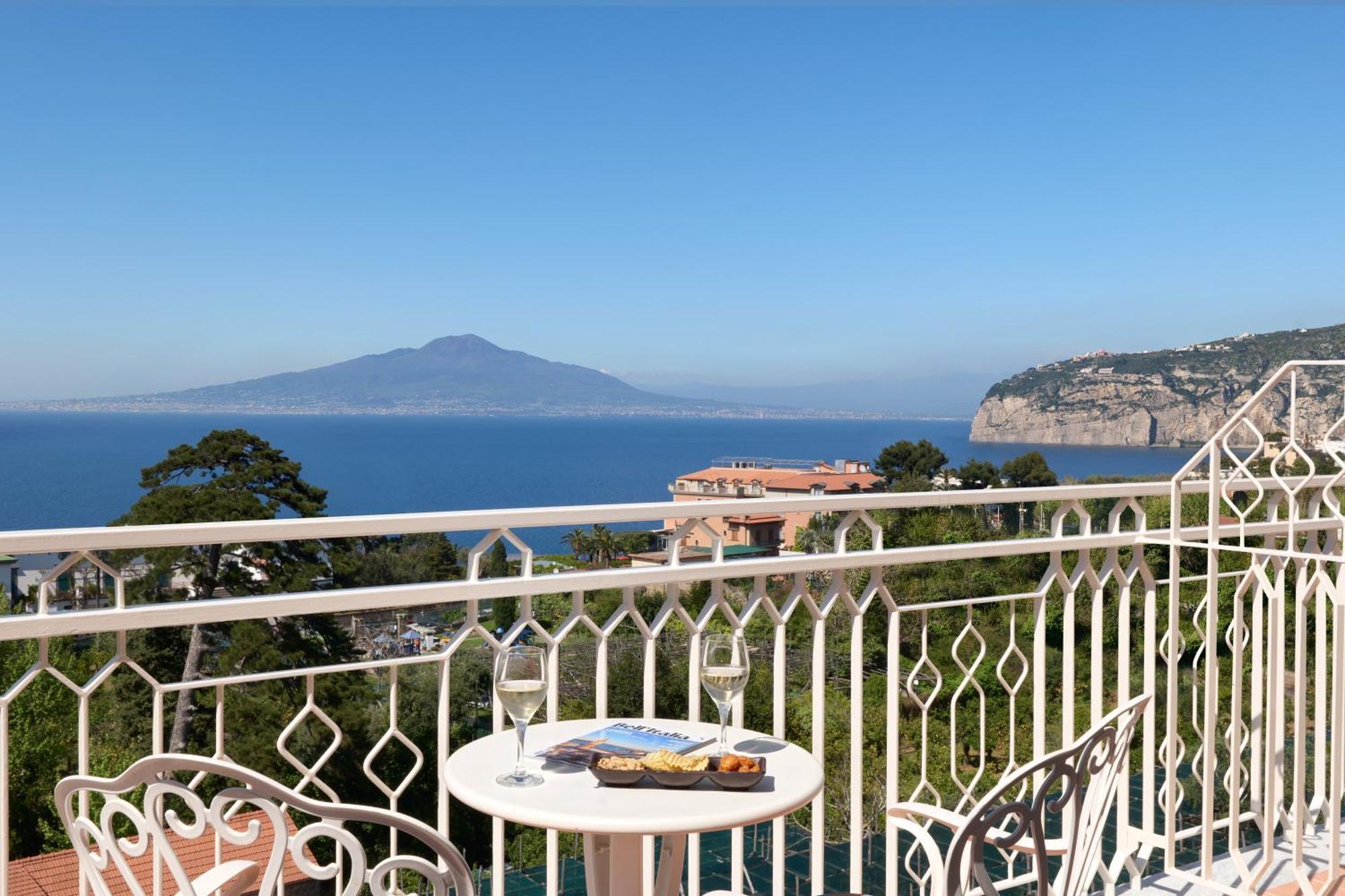 Grand De La Hotel 4*