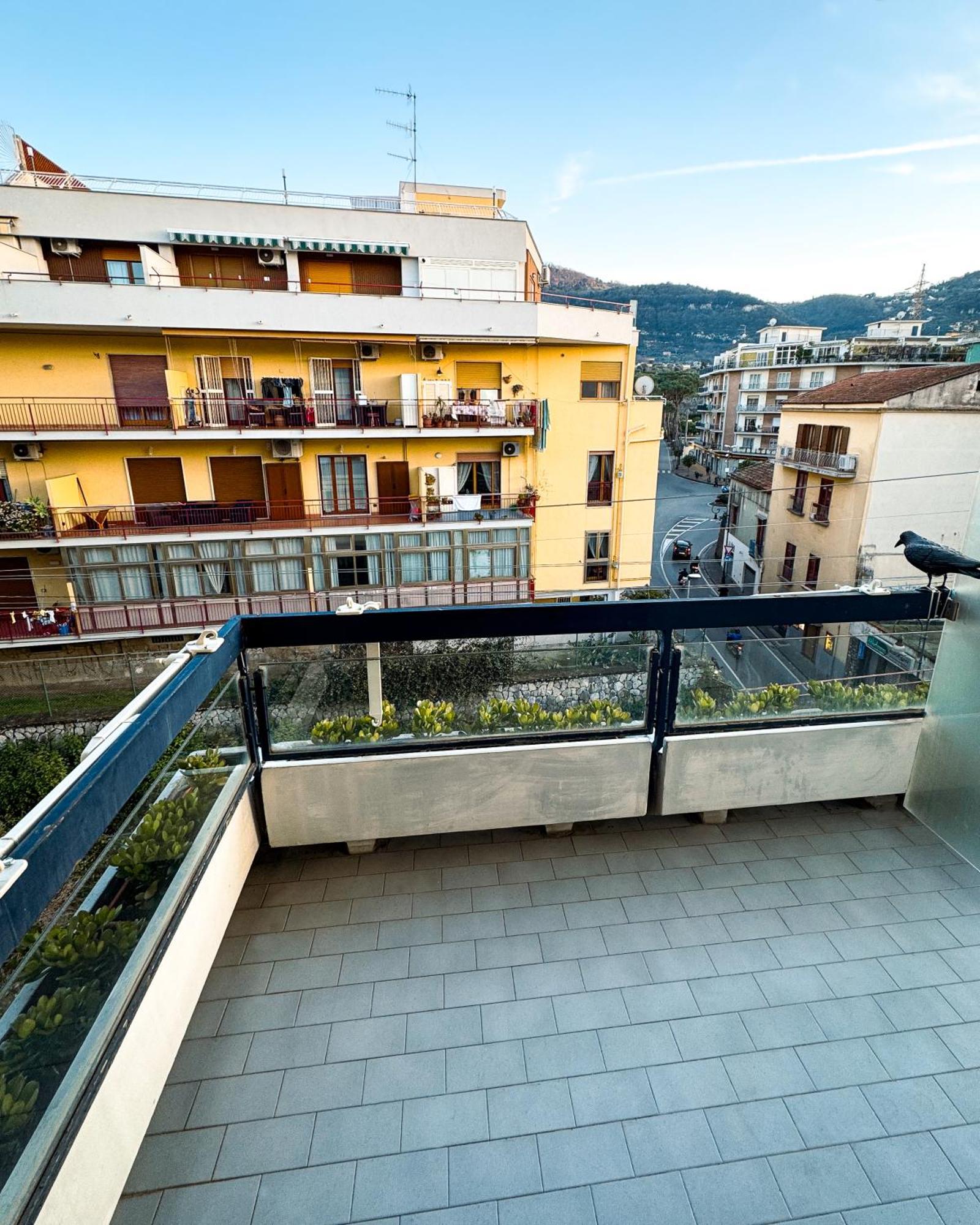 Sun Apartment
