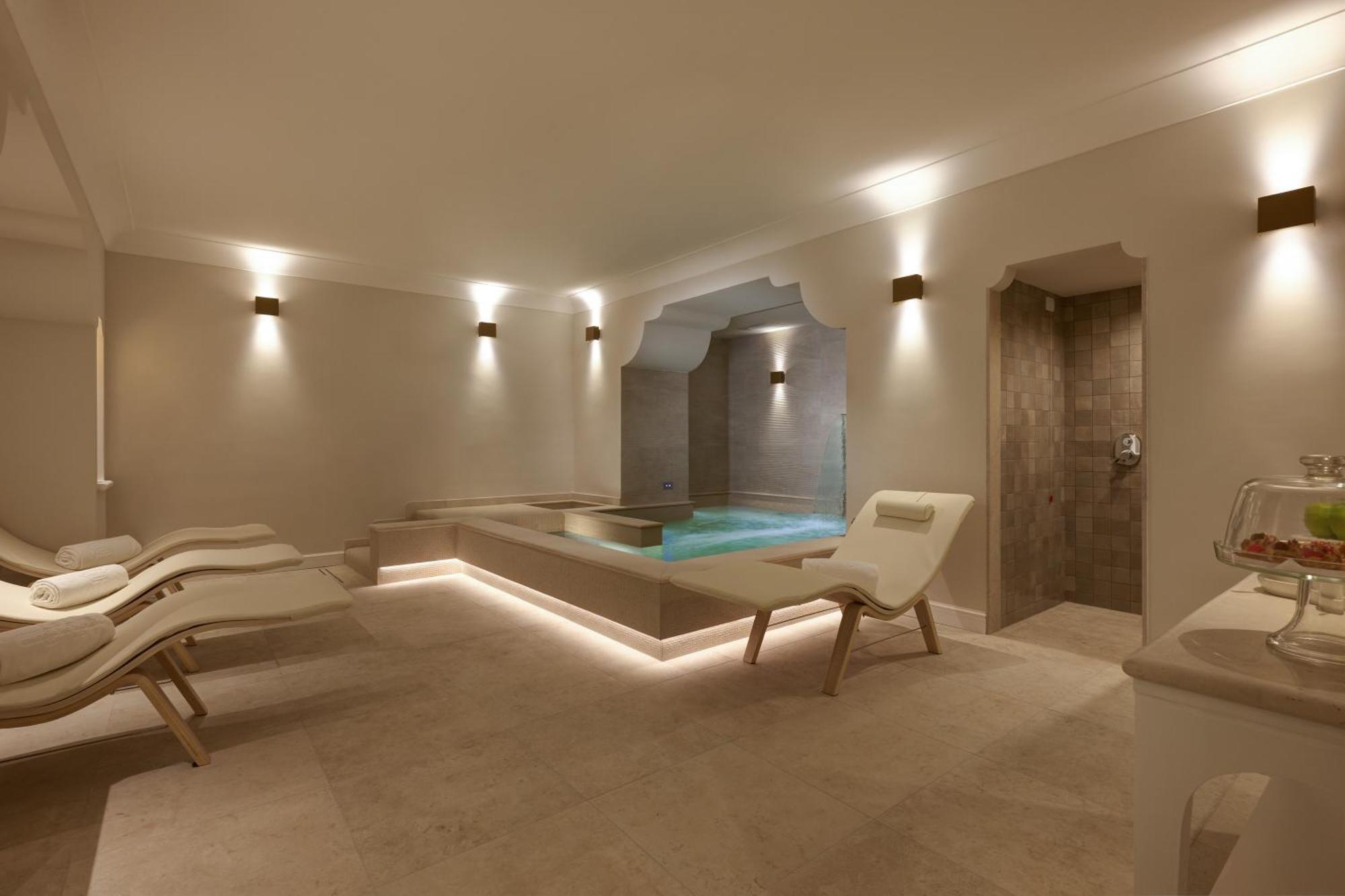Hotel Grand De La Sorrento