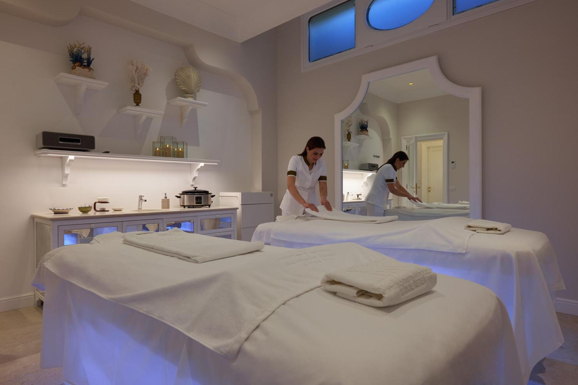 Hotel Grand De La 4*