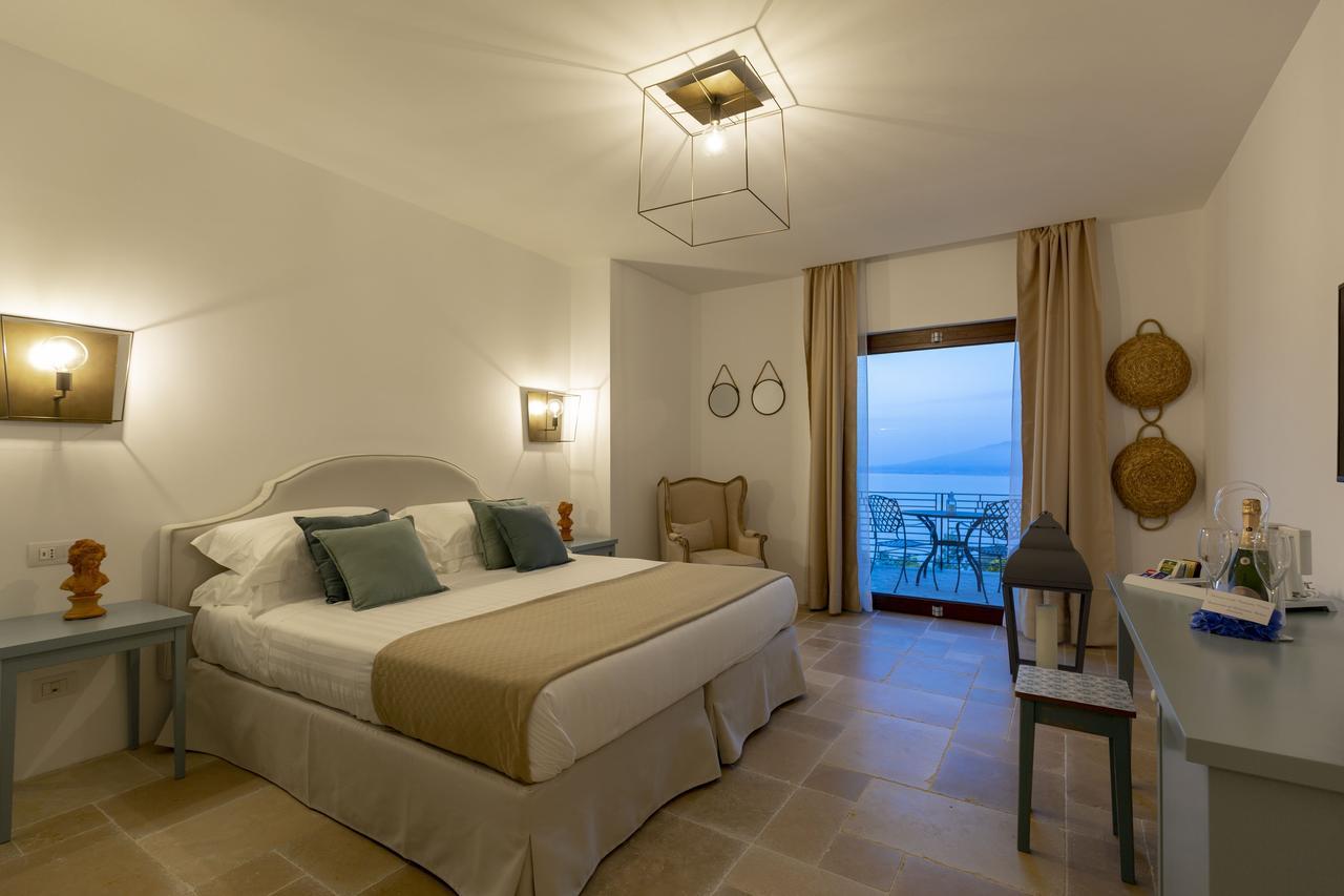 Romantic Relais
