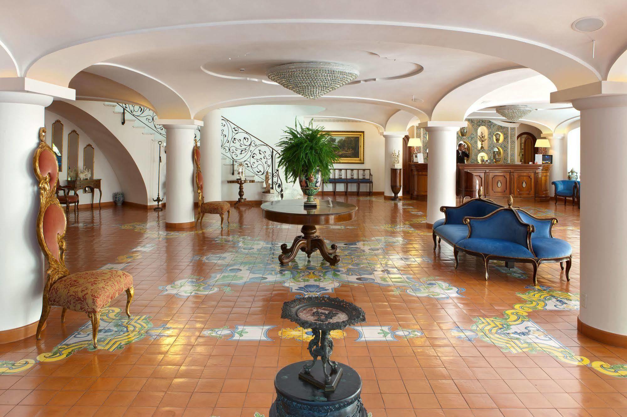 Hotel Grand La Favorita 5*