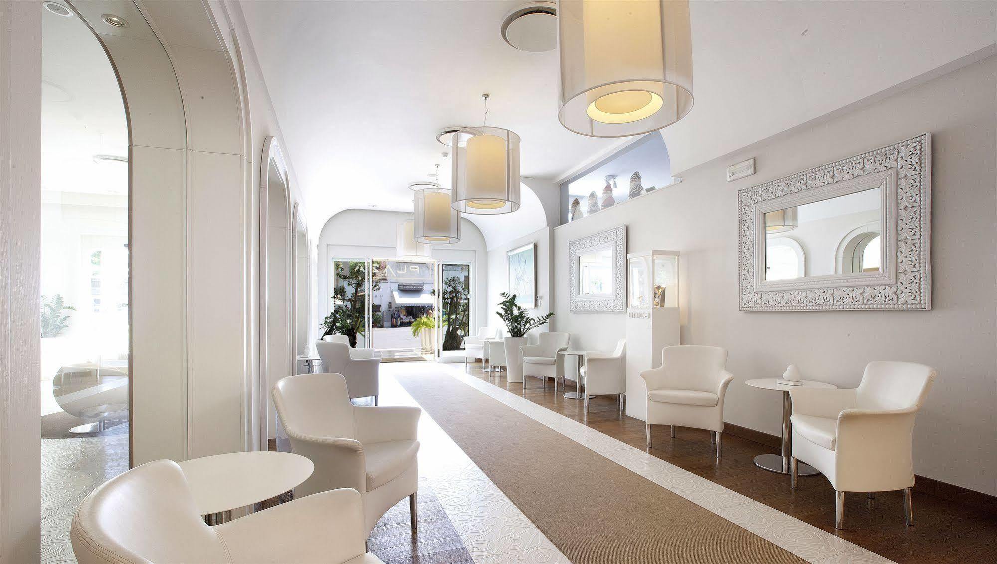 Plaza Hotel Sorrento
