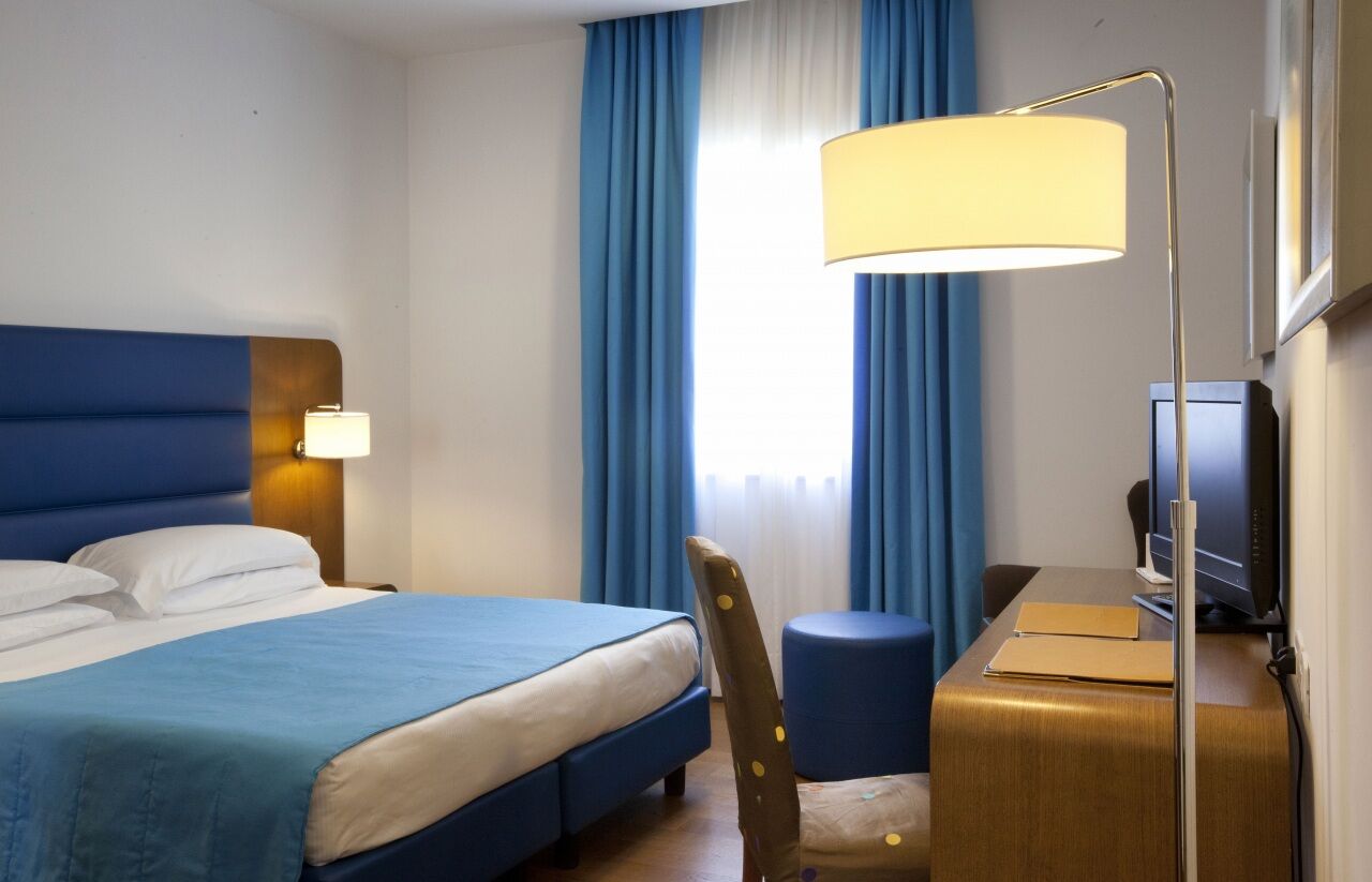 Hotel Plaza 4*