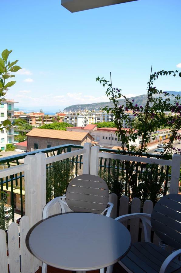 Luiselle Charming Center Guest house 2*