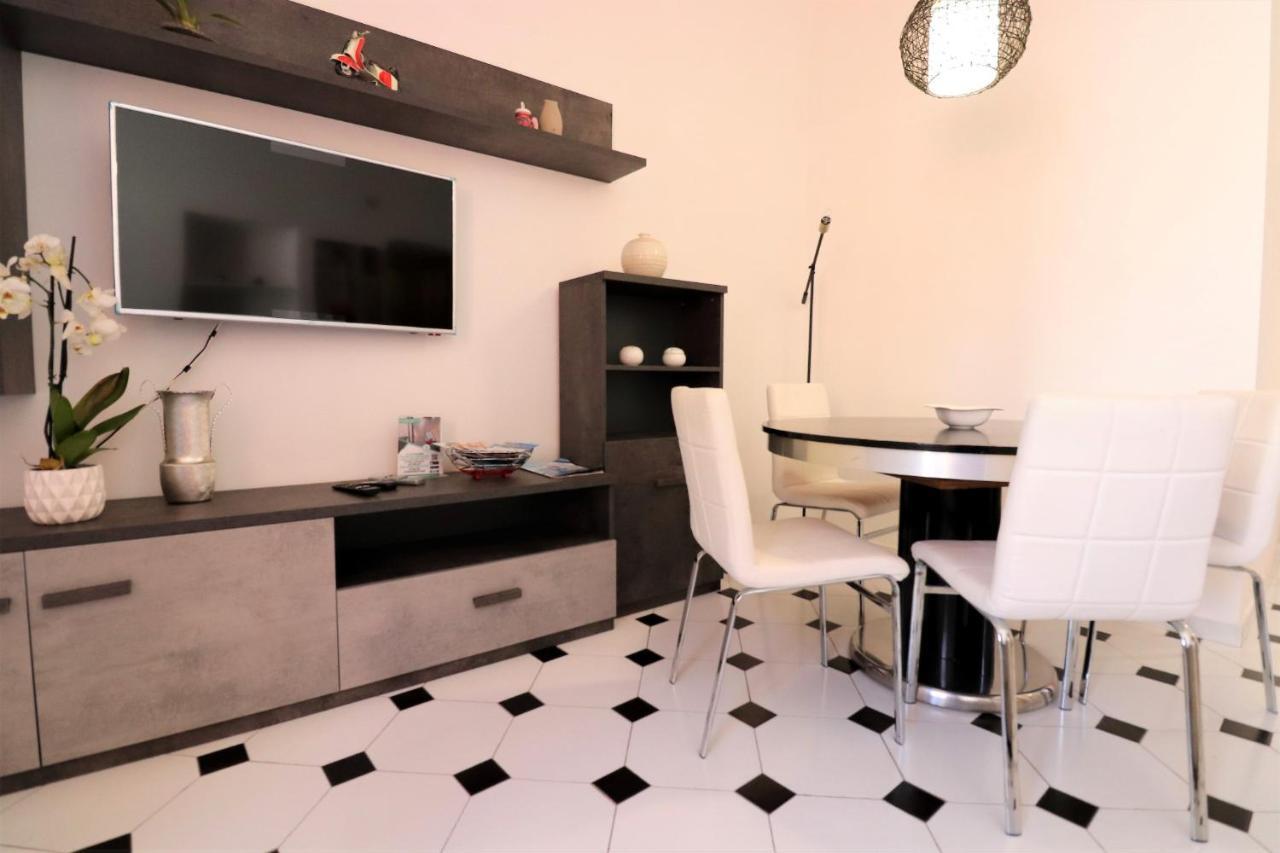 Estate4home - Hearts Sorrento