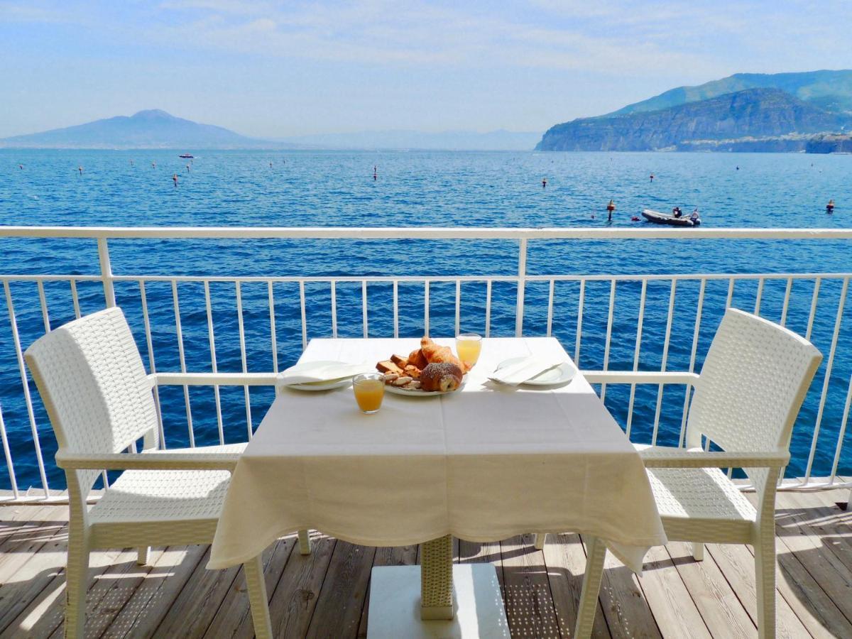 Admiral Hotel 4*