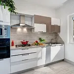 Total White Home Sorrento