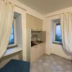 William Apartment 2 Sorrento