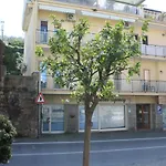 Sorrento Comfort House Con Piscina
