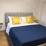 William Apt