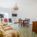 Sorrento Pool Apartment