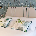 G House Apartment