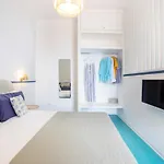 Romantic Seaview Sorrento Flat With Balcony