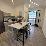 Sara Luxury Apartment 3