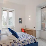 Mrg2 Home Holiday