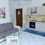 Benny House