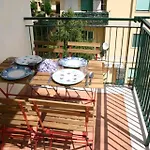 Maison Mago
