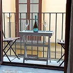 Sorrento City Center Atmosphere
