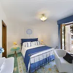 Sorrentovibes - Villa In Sorrento Center With Gardens And Outdoor Space