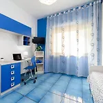 Amore Rentals - Sally Home