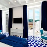 Maison Blu - Intimate Guesthouse